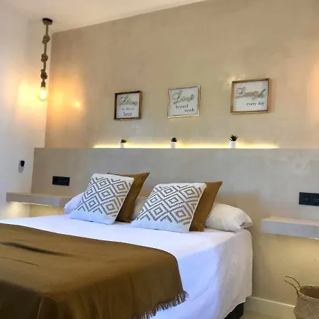 Alpehytte Adosado Gaviotas. Casa Completa Tarifa