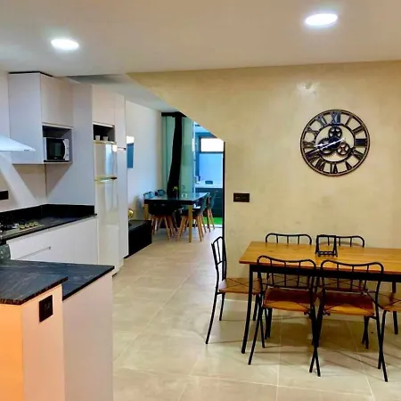 Adosado Gaviotas. Casa Completa Chalé