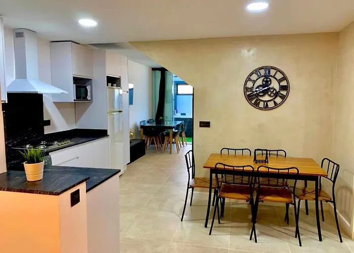 Adosado Gaviotas. Casa Completa Chalé